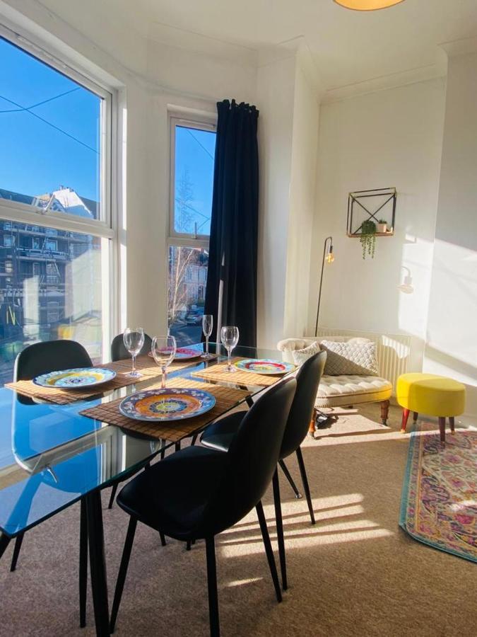 Unique Sea View Apartment Hastings Buitenkant foto